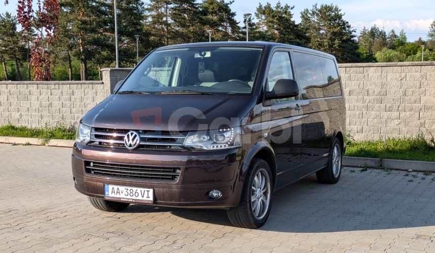 Volkswagen T5 Multivan STRALINE 2.0 TDI 103 kW, Webasto, 7-miestne