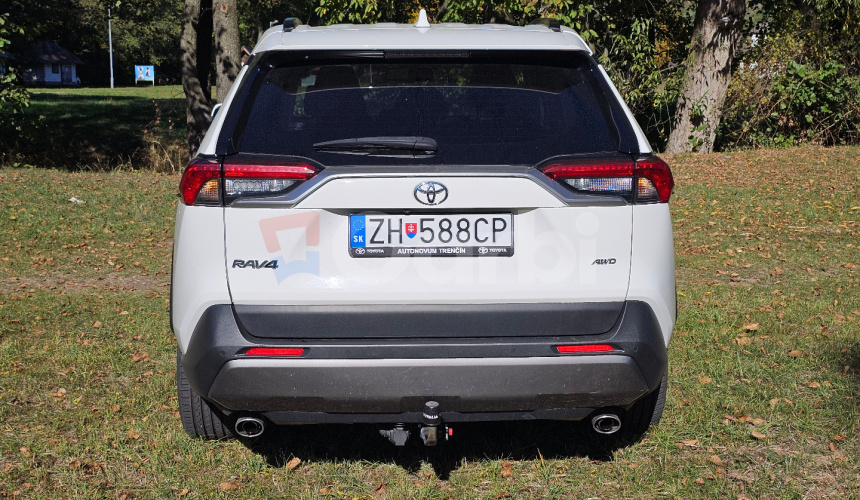 Toyota RAV4 2.0 benzin, 1.majitel,SR