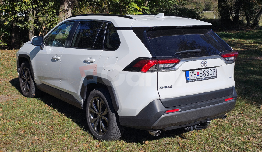 Toyota RAV4 2.0 benzin, 1.majitel,SR