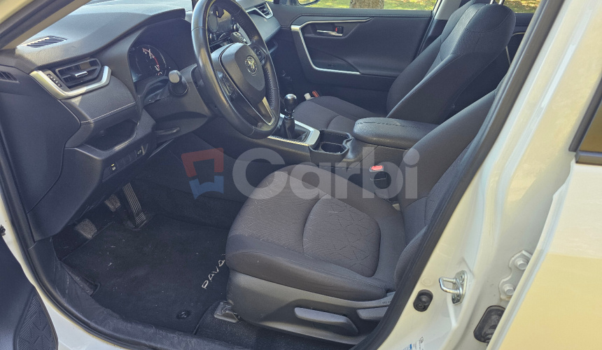 Toyota RAV4 2.0 benzin, 1.majitel,SR