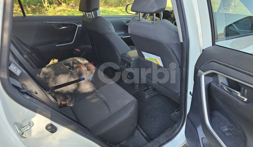 Toyota RAV4 2.0 benzin, 1.majitel,SR
