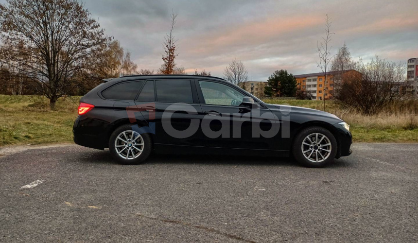 BMW Rad 3 Touring 318d A/T