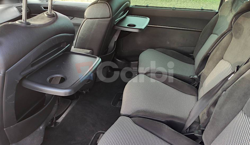 Peugeot 807 2.0 HDI STYLE