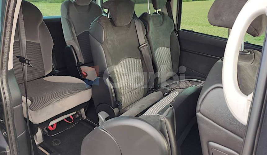 Peugeot 807 2.0 HDI STYLE