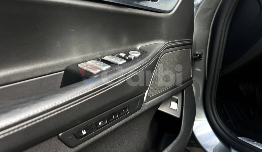 BMW Rad 7 740d xDrive A/T