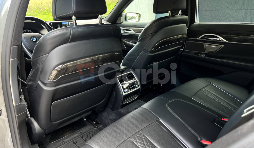 BMW Rad 7 740d xDrive A/T