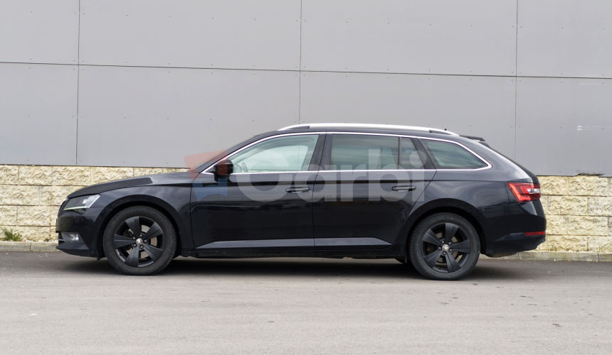 Škoda Superb Combi 2.0 TDI 4x4 DSG 140kW Elegance