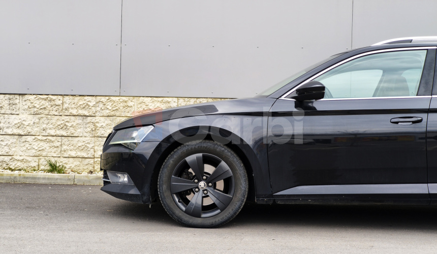 Škoda Superb Combi 2.0 TDI 4x4 DSG 140kW Elegance