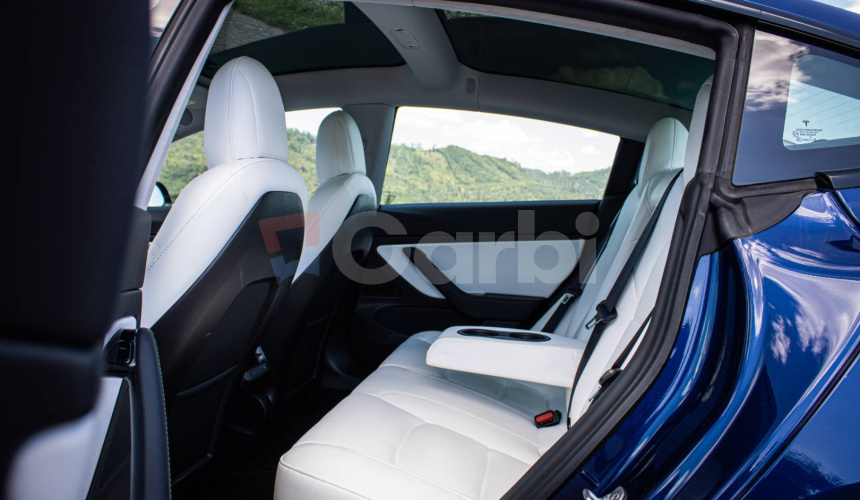 Tesla Model 3 Long Range 4x4 Premium Sound, Biely interiér, odpočet DPH