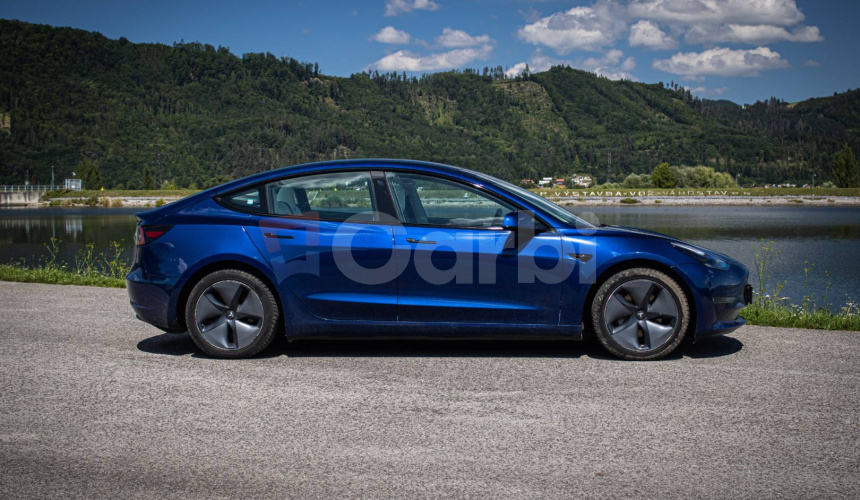 Tesla Model 3 Long Range 4x4 Premium Sound, Biely interiér, odpočet DPH