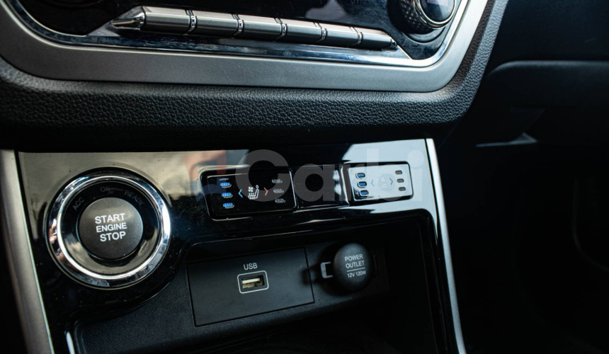 SsangYong Korando 1.5 Turbo e-XGI 163k Premium AWD A/T