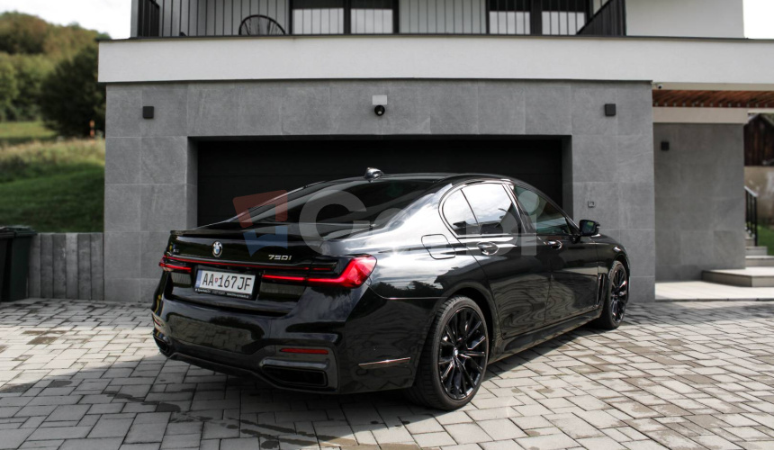 BMW Rad 7 750i xDrive A/T
