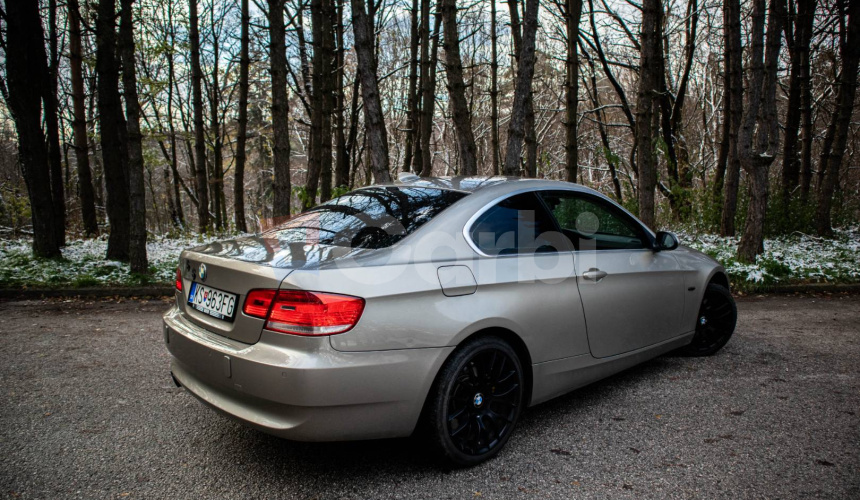 BMW Rad 3 Coupé 330 xd A/T