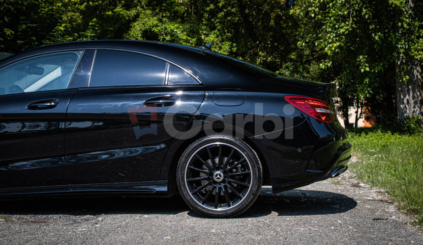Mercedes-Benz CLA Kupé 180 AMG Line, Slovenské, Night package, Keylles, Apple car play, Kamera
