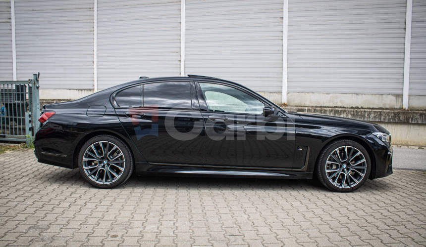 BMW 730d xDrive MSport, Laser, Webasto, Masáž 4x, DPH