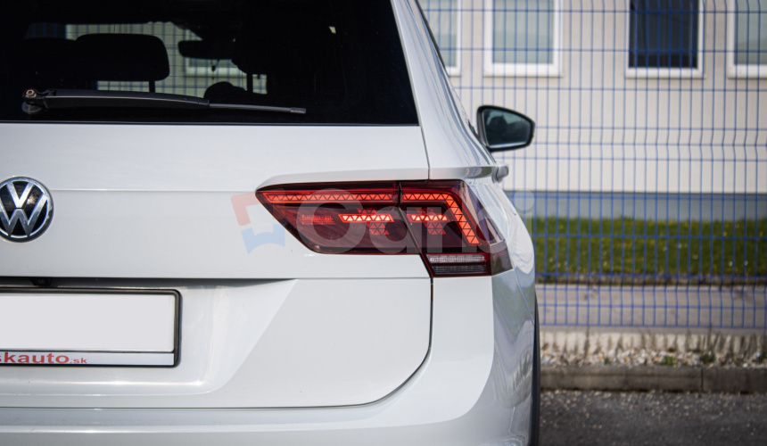 Volkswagen Tiguan 2.0 BiTDI 176 kW 4Motion DSG RLine, Webasto, Dynaudio, Pano, Matrix,HUD