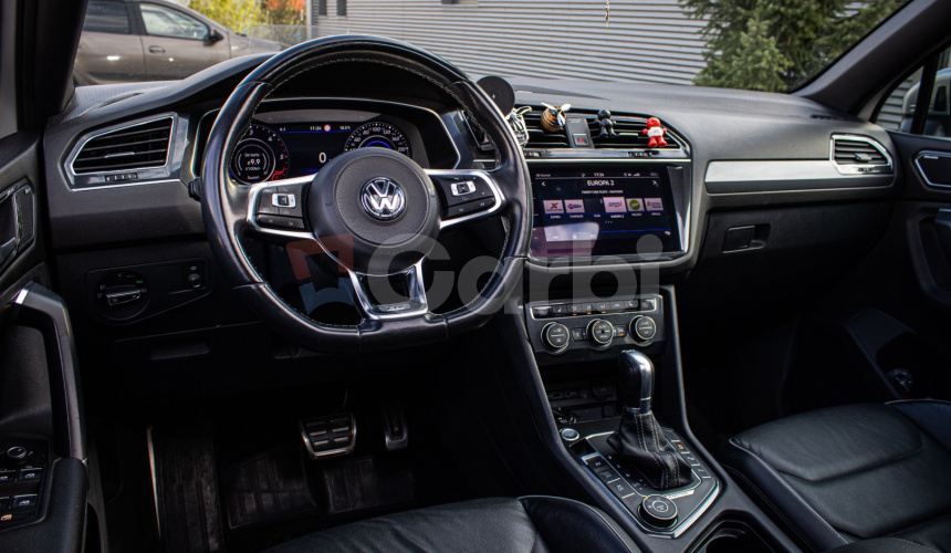 Volkswagen Tiguan 2.0 BiTDI 176 kW 4Motion DSG RLine, Webasto, Dynaudio, Pano, Matrix,HUD