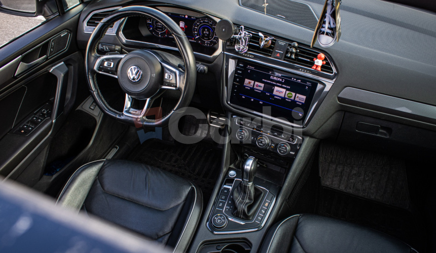 Volkswagen Tiguan 2.0 BiTDI 176 kW 4Motion DSG RLine, Webasto, Dynaudio, Pano, Matrix,HUD