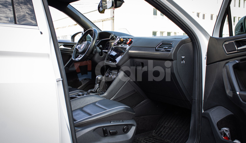 Volkswagen Tiguan 2.0 BiTDI 176 kW 4Motion DSG RLine, Webasto, Dynaudio, Pano, Matrix,HUD