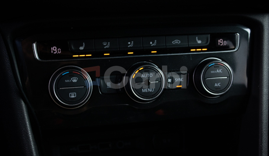 Volkswagen Tiguan 2.0 BiTDI 176 kW 4Motion DSG RLine, Webasto, Dynaudio, Pano, Matrix,HUD