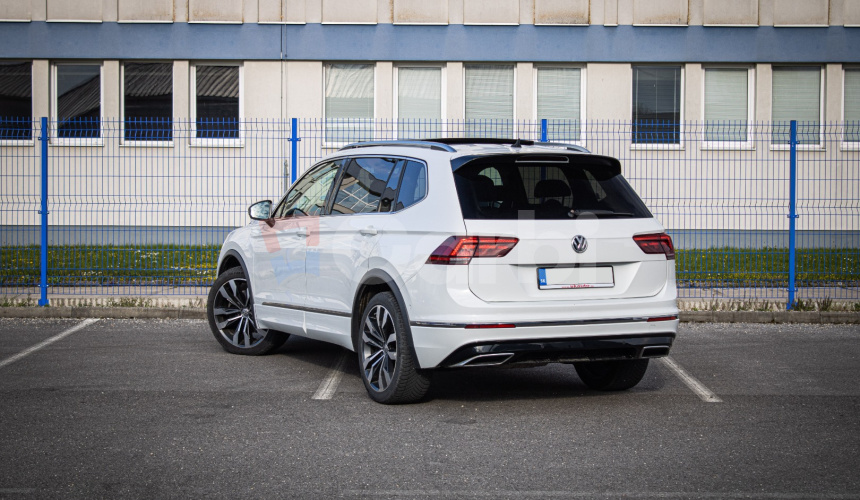 Volkswagen Tiguan 2.0 BiTDI 176 kW 4Motion DSG RLine, Webasto, Dynaudio, Pano, Matrix,HUD