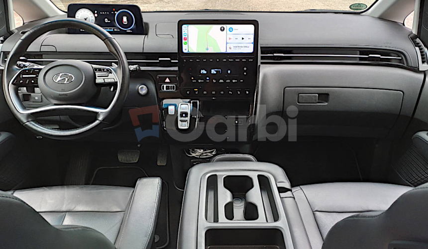 Hyundai STARIA 2.2 CRDi Premium A/T