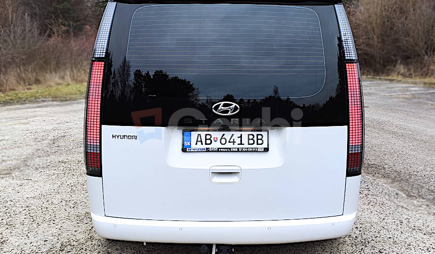 Hyundai STARIA 2.2 CRDi Premium A/T