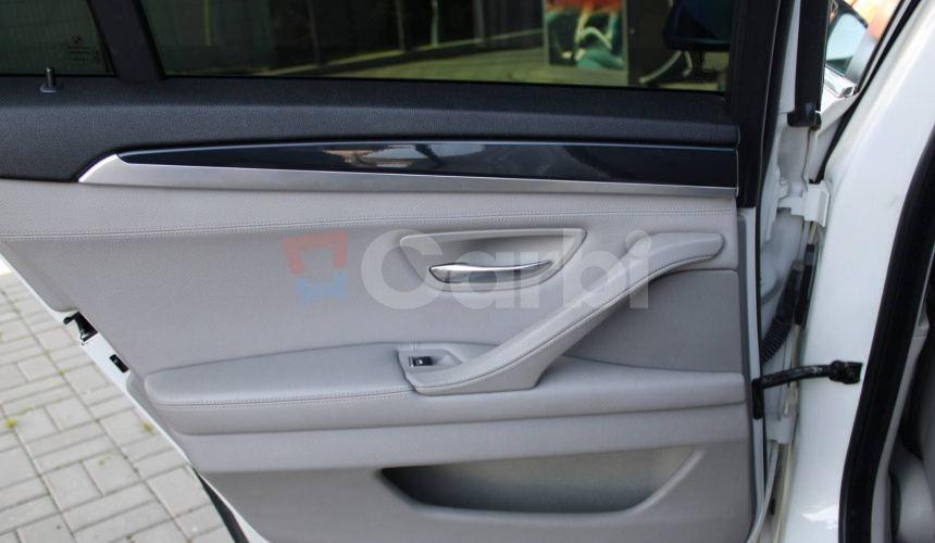 BMW Rad 5 530d xDrive A/T