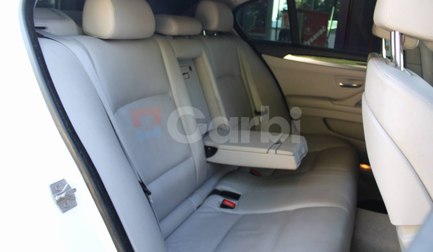 BMW Rad 5 530d xDrive A/T