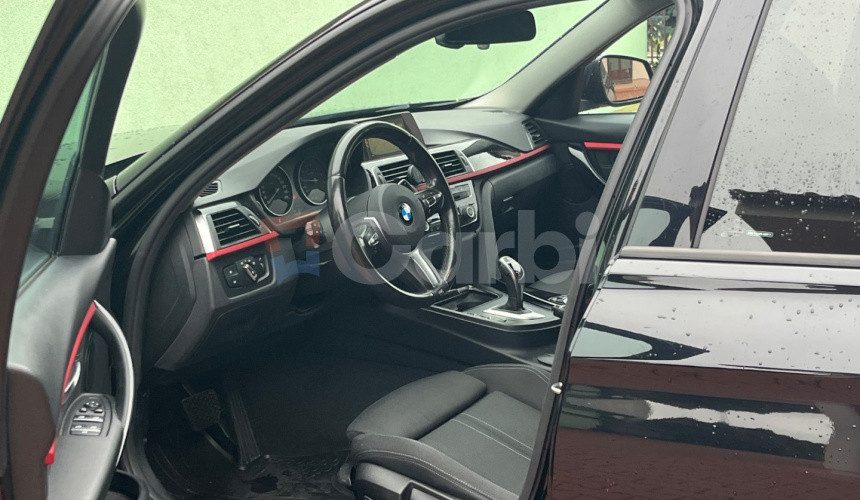 BMW Rad 3 Touring 320i xDrive M Sport Shadow A/T
