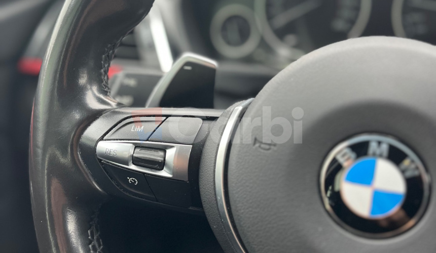 BMW Rad 3 Touring 320i xDrive M Sport Shadow A/T