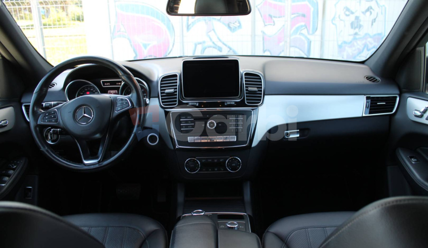 Mercedes-Benz GLE Trieda 350d 190kW A9