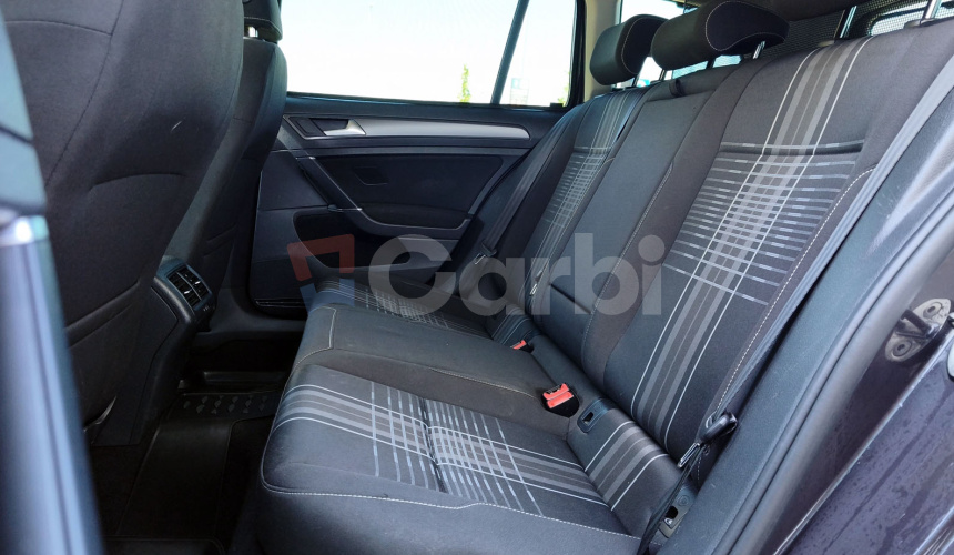 Volkswagen Golf Variant 1.6 TDI DSG Lounge