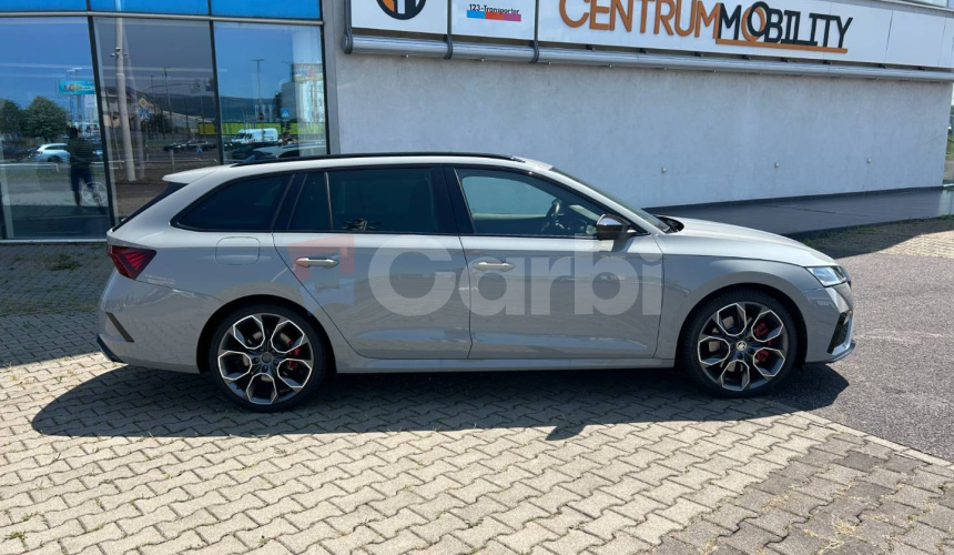 Škoda Octavia Combi 2.0 TSI RS DSG