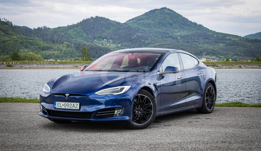 Tesla Model S 100 D, Free Supercharger, EAP, MC2 čip ,Vzduch, CCS adaptér, DPH