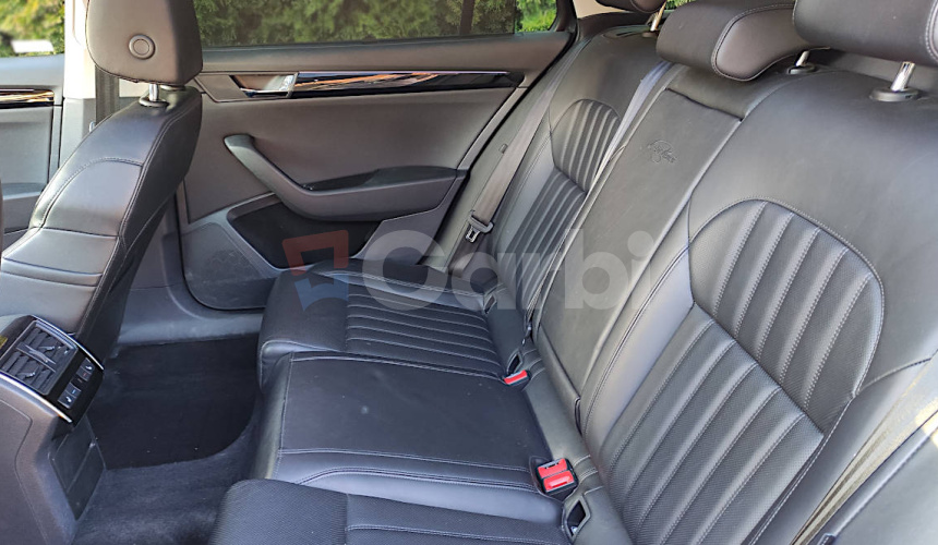 Škoda Superb combi 4x4 L&K + WEBASTO