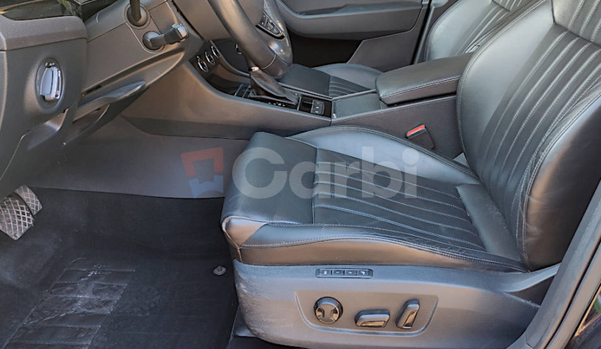 Škoda Superb combi 4x4 L&K + WEBASTO