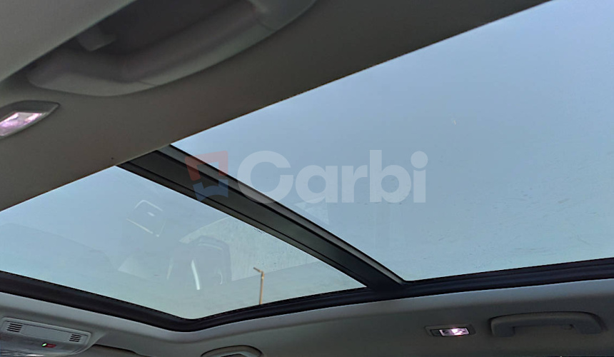 Škoda Superb combi 4x4 L&K + WEBASTO