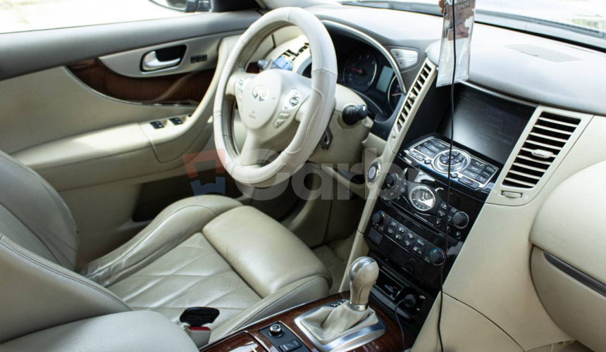 Infiniti FX30dS