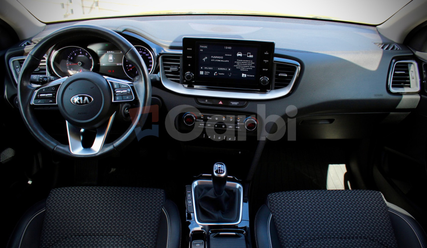 KIA XCeed Silver 103 kW