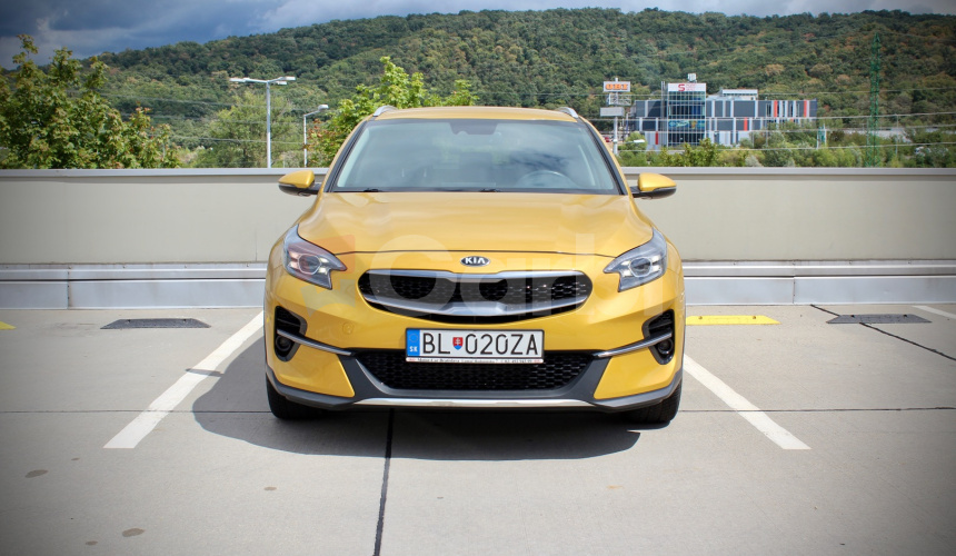 KIA XCeed Silver 103 kW