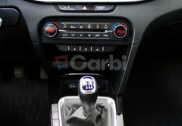 KIA XCeed Silver 103 kW