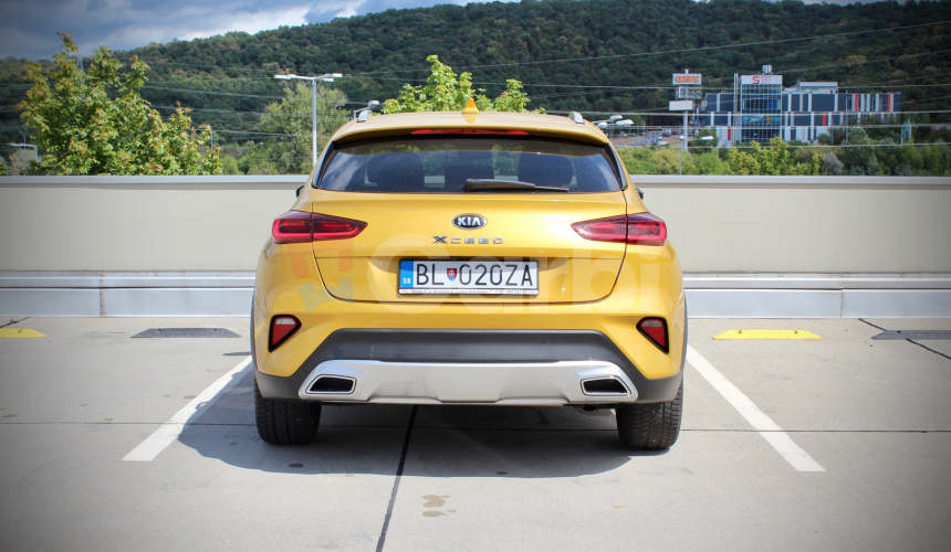 KIA XCeed Silver 103 kW