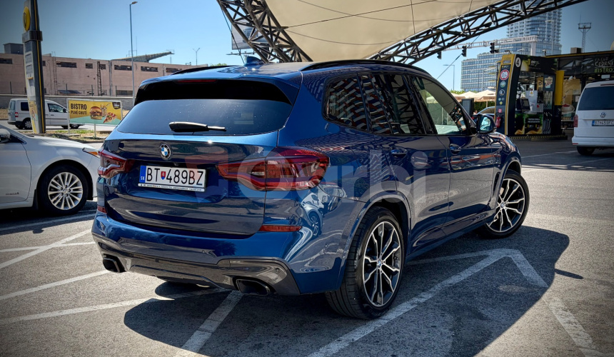 BMW X3 M40i