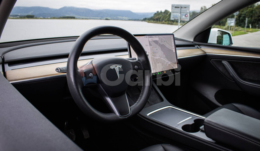 Tesla Model Y Long Range, ťažné, R20, nelakované, odpočet DPH