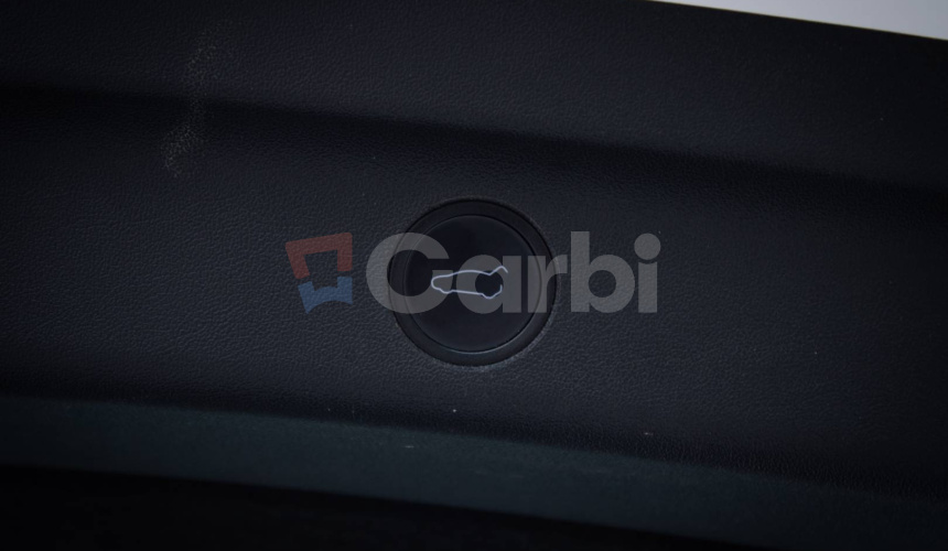 Tesla Model Y Long Range, ťažné, R20, nelakované, odpočet DPH