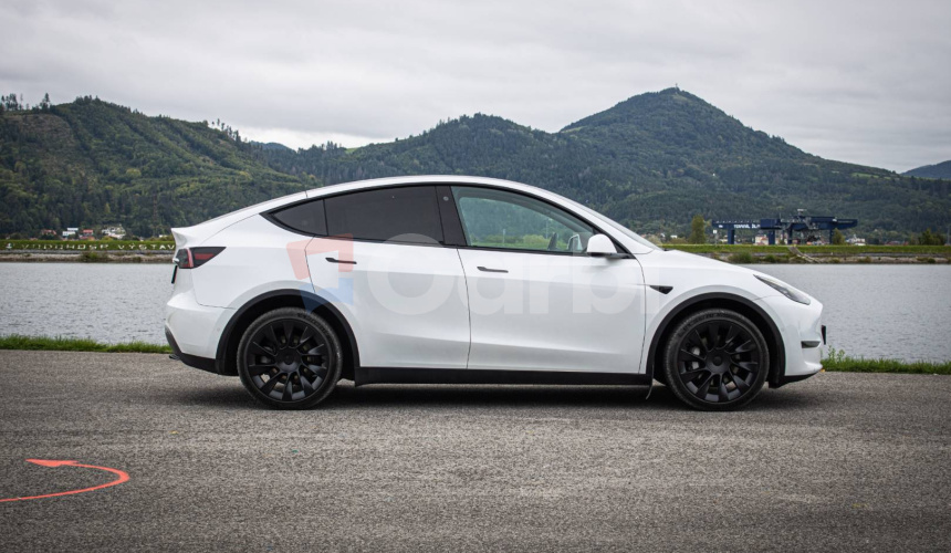 Tesla Model Y Long Range, ťažné, R20, nelakované, odpočet DPH
