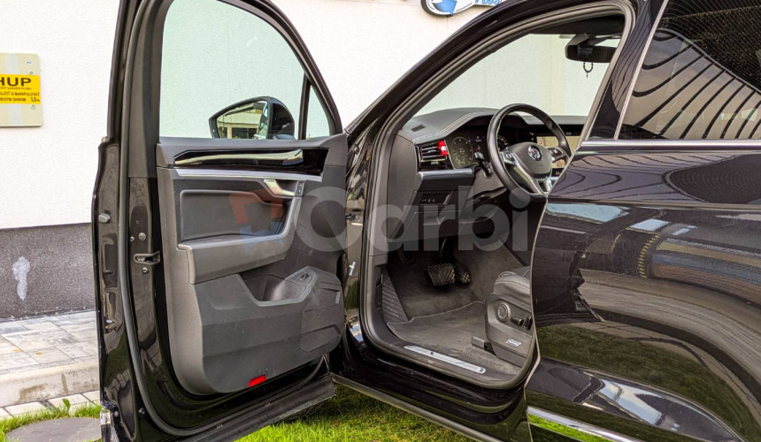 Volkswagen Touareg 3.0 V6 TDI SCR 286k Elegance 4Motion Tiptronic
