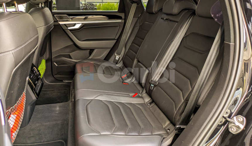Volkswagen Touareg 3.0 V6 TDI SCR 286k Elegance 4Motion Tiptronic