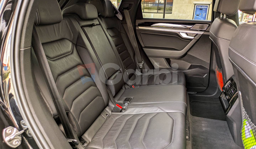 Volkswagen Touareg 3.0 V6 TDI SCR 286k Elegance 4Motion Tiptronic
